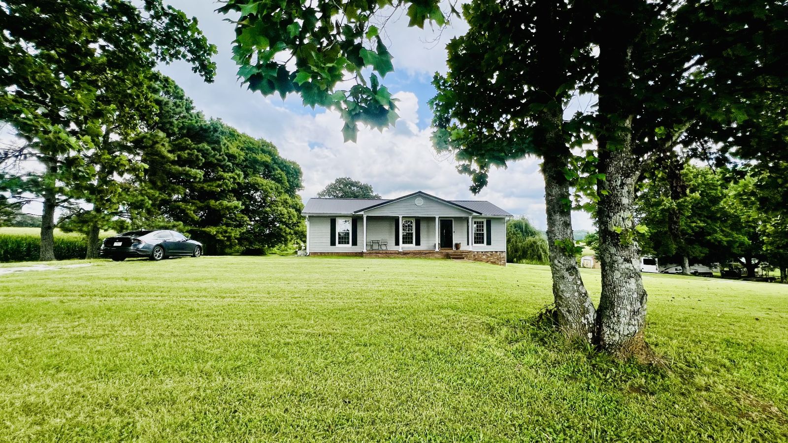 80 Gang Rd inside, Lawrence County TN home for sale