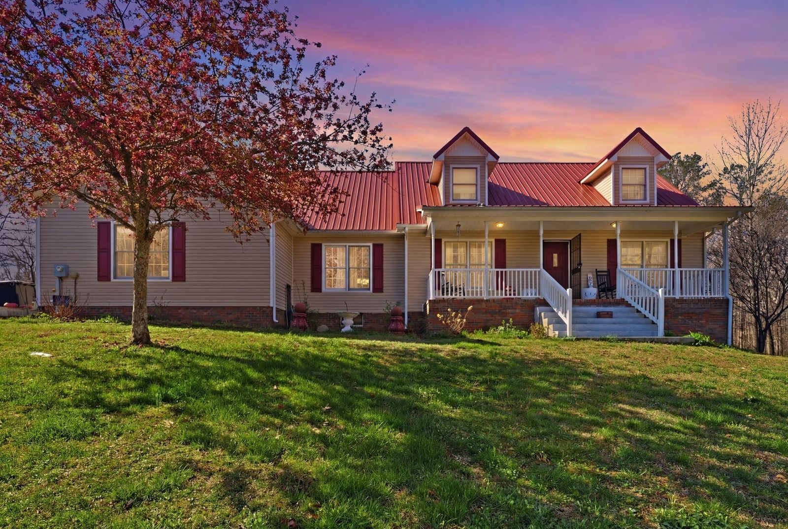 91 Whispering Oaks St front exterior, Lawrence County TN home for sale