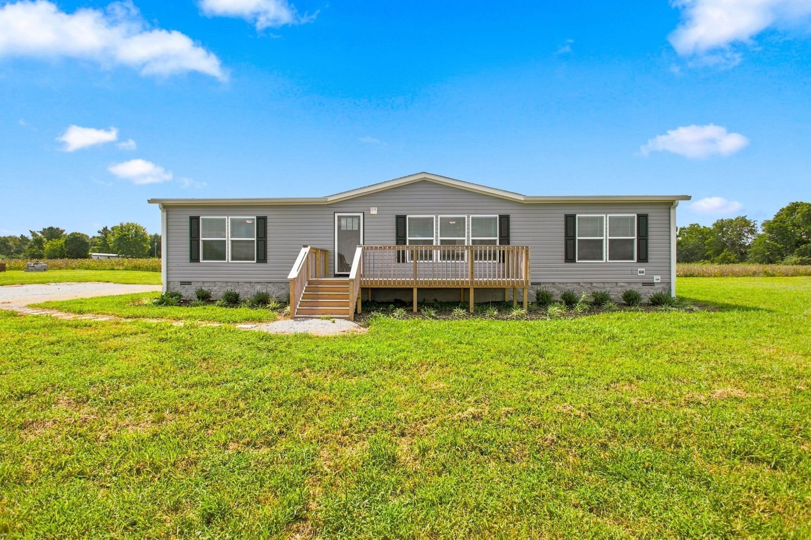 943 Hwy 64 West inside, Lawrence County TN home for sale